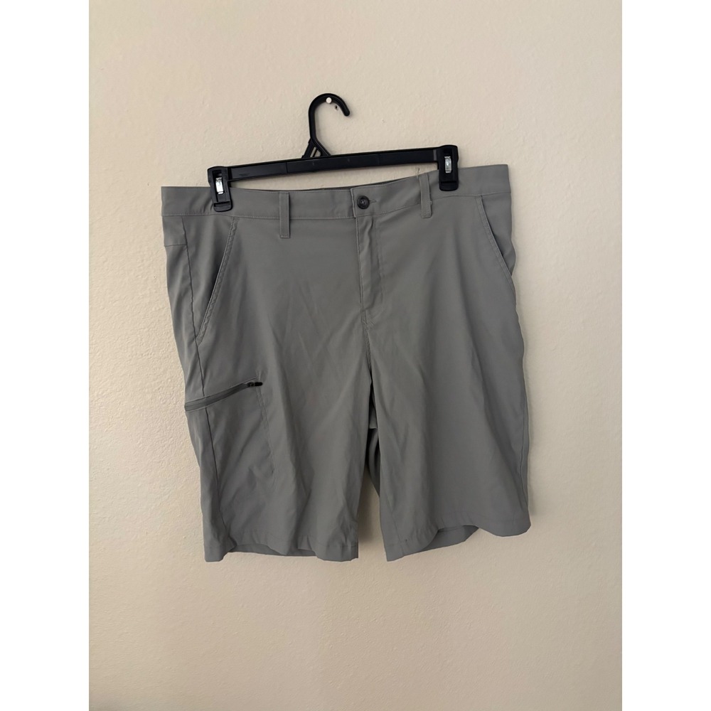 Weatherproof Vintage Mens Gray Utility Performance Shorts Size 38 
A1208